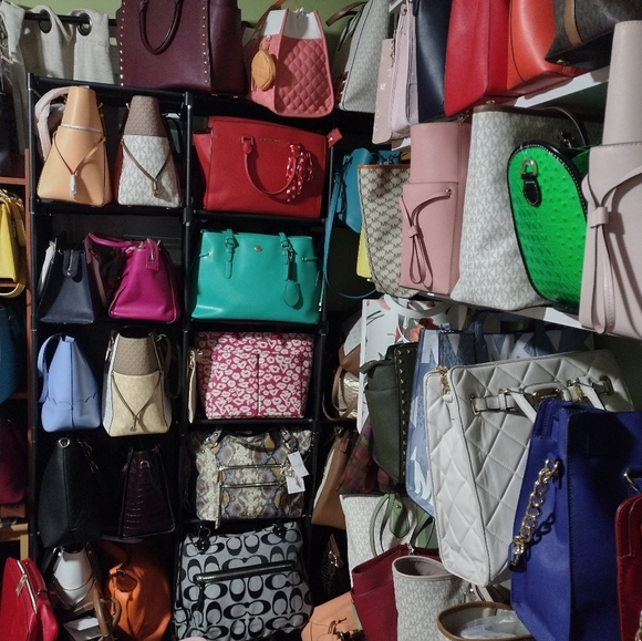 Please like this listing for live shows - Picture 2 of 9